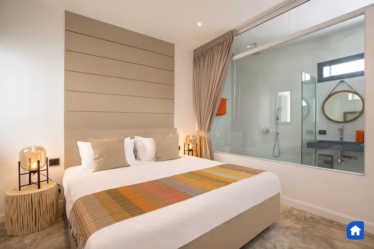 Luxury 5 Bedroom Pool Villa in Rawai - lightbox 13