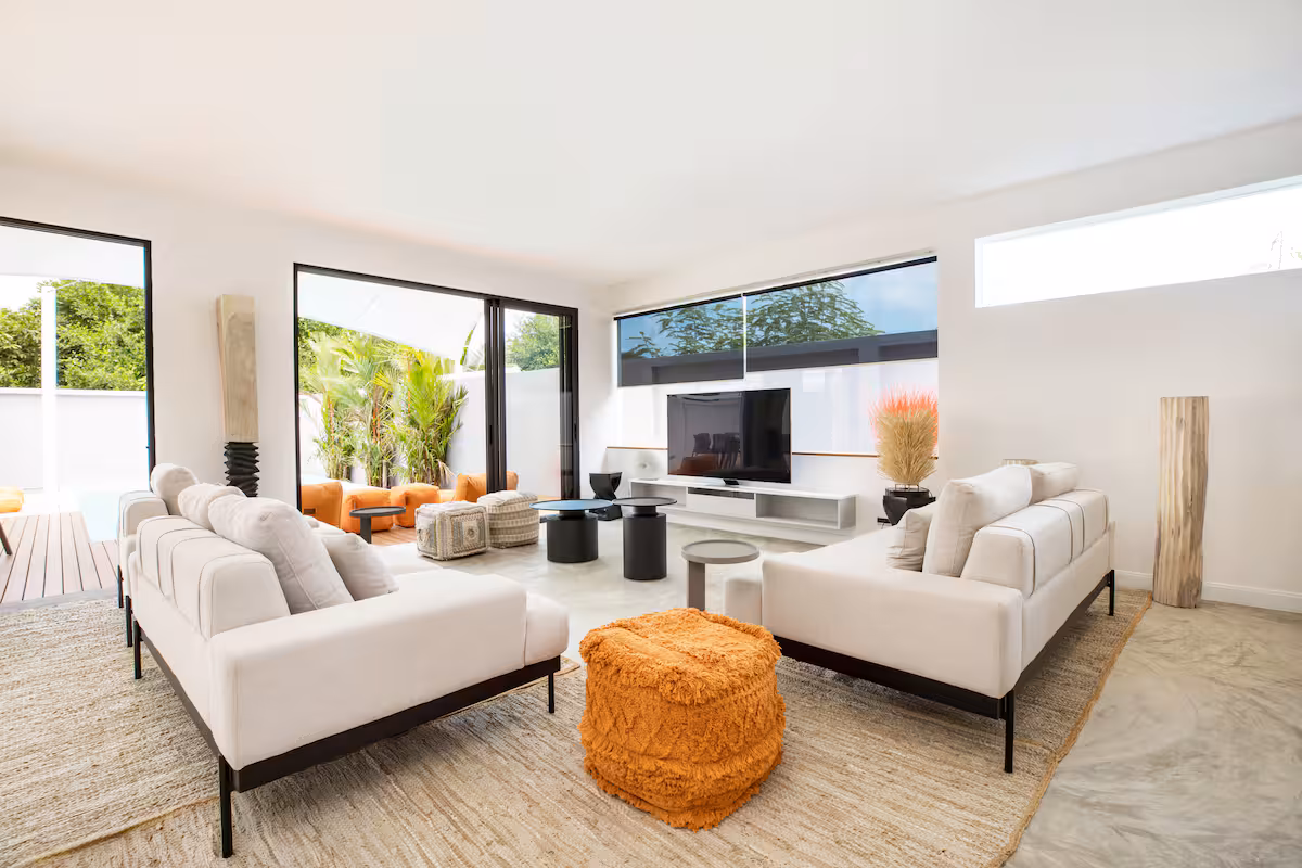 Luxury 5 Bedroom Pool Villa in Rawai - Rawai, Mueang Phuket - Property for sale or rent in Phuket