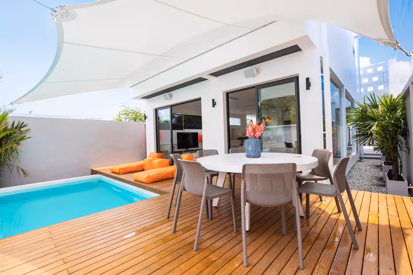 Luxury 5 Bedroom Pool Villa in Rawai - 25