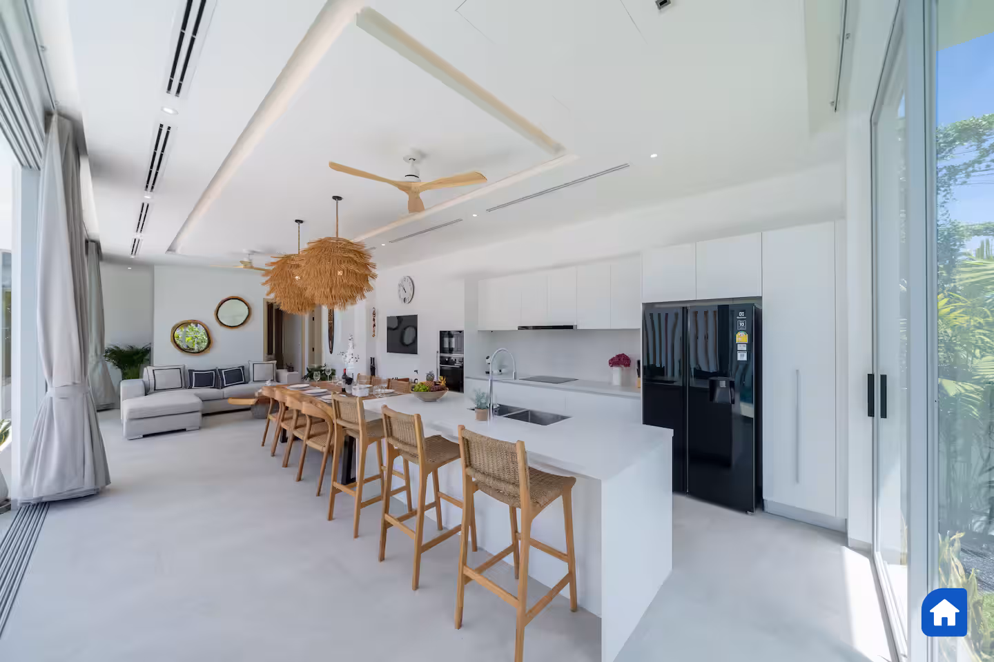 Elegant 4 Bedroom Pool Villa in Rawai - lightbox 26