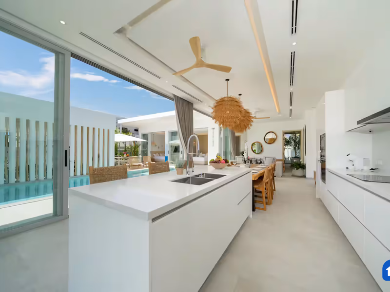 Elegant 4 Bedroom Pool Villa in Rawai - 25