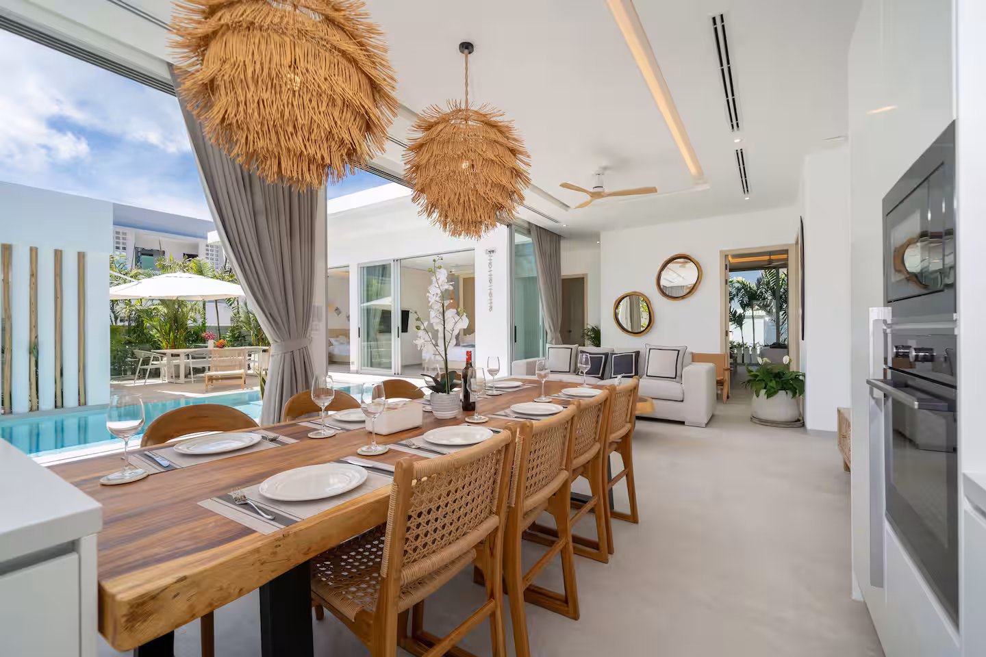 Elegant 4 Bedroom Pool Villa in Rawai - 7