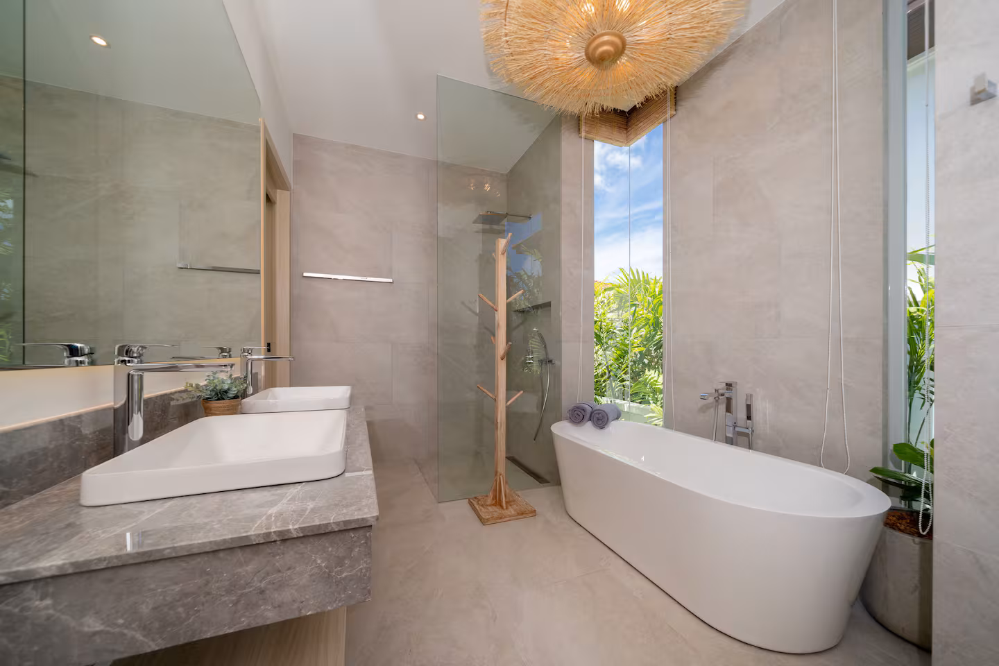 Elegant 4 Bedroom Pool Villa in Rawai - 17