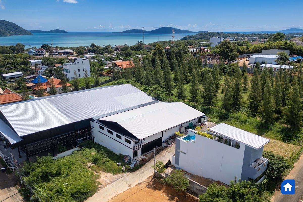 Elegant 3 Storey Pool Villa with Sea View in Rawai - lightbox 2