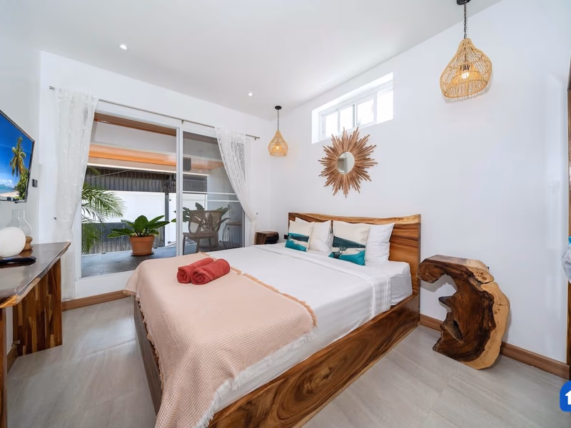 Elegant 3 Storey Pool Villa with Sea View in Rawai - 11