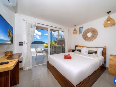 Elegant 3 Storey Pool Villa with Sea View in Rawai - thumb 12