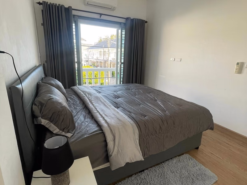 2-Storey Home | Fully Furnished - 14